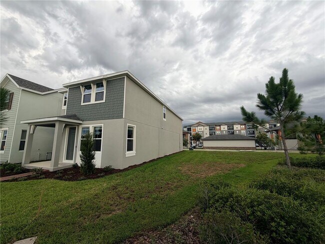 Building Photo - 201 Station Ln