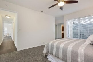 Building Photo - 10559 Westonhill Dr