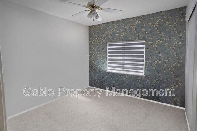 Building Photo - 27878 Amberwood Ln