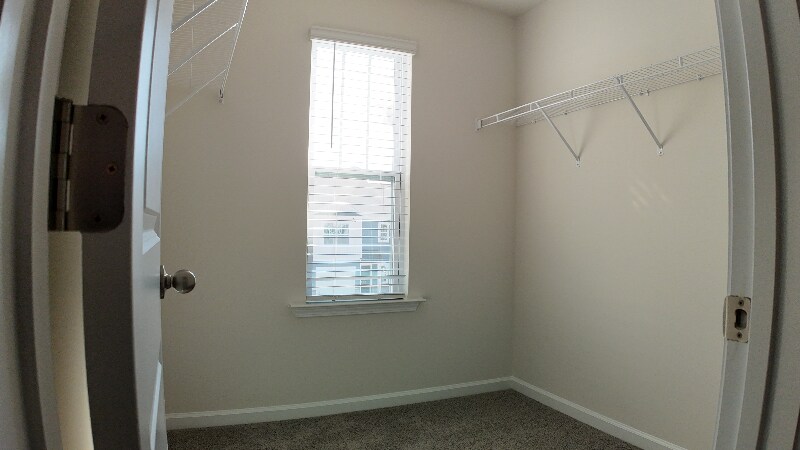 Building Photo - 794 Embark Cir