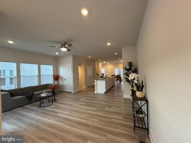 Building Photo - 6828 Winterhill Ln