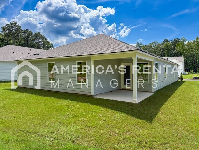 Building Photo - Home for rent in Chelsea! - SIGN A 13 MONTH LEASE BY 06/30/26 TO RECEIVE A $250 DISCOUNT ON YOUR ...