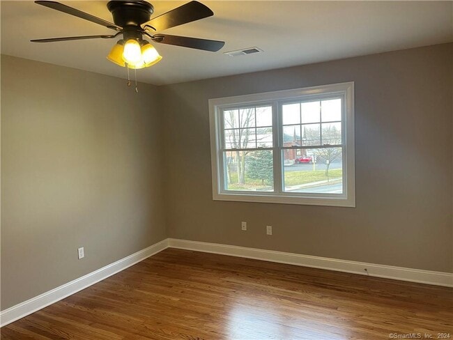 Building Photo - 45 Old Turnpike Rd