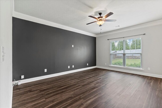 Building Photo - 105 Swinton Pond Rd
