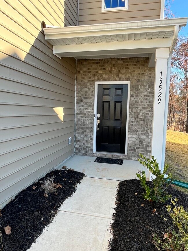 Building Photo - Newly Built 3 Bed + Loft Home in The Palis...