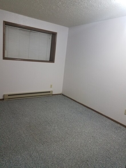 Bedroom - 80 NW Thomas St