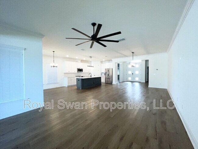 Building Photo - 929 Clearview Ave