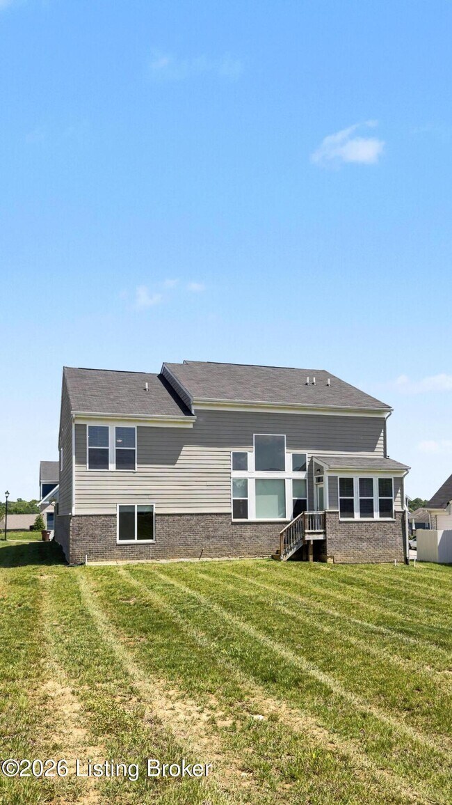 Building Photo - 15802 Stonehouse Ct