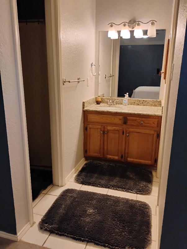 Building Photo - 2202 Laurel St