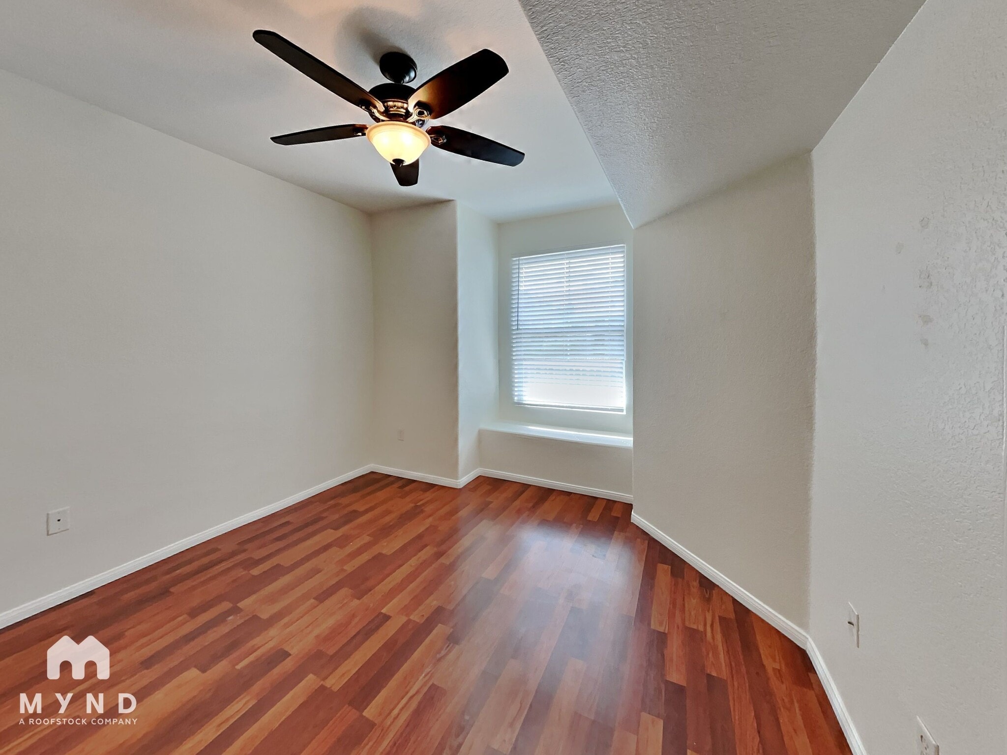 Building Photo - 9975 Peace Way
