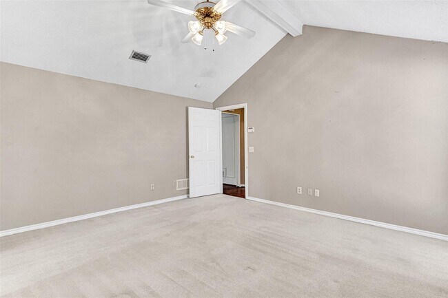 Building Photo - 4445 Jenning Dr