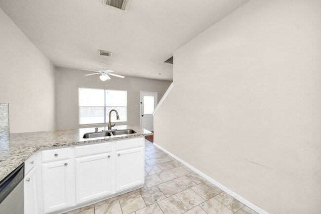 Building Photo - 19439 Juniper Vale Cir