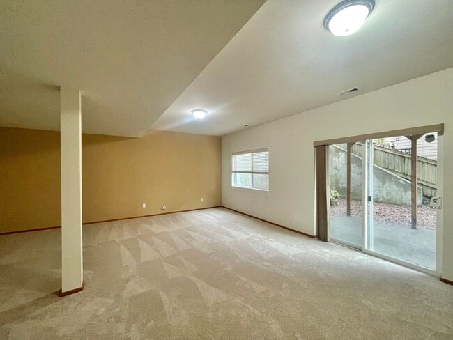 Building Photo - Charming Home in quiet Sunset Landing Community, Edmonds!