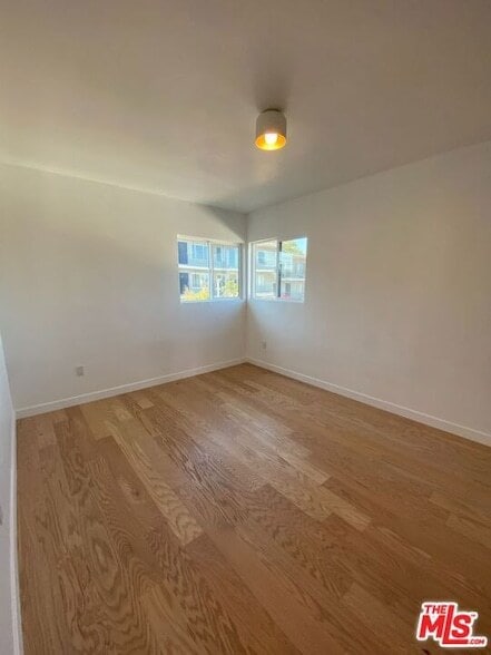 Building Photo - 1129 N Westmoreland Ave