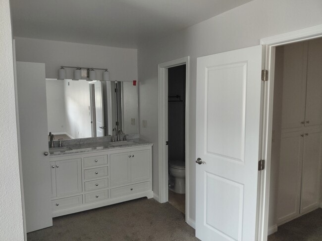 Building Photo - 5612 Galloping Way