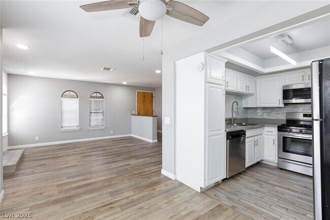 Building Photo - 4069 Nook Way
