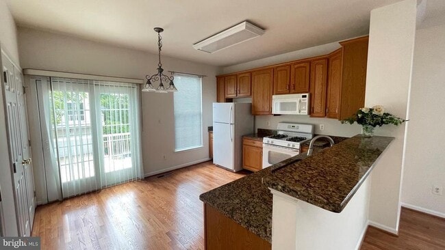 Building Photo - 42760 Hollingsworth Terrace
