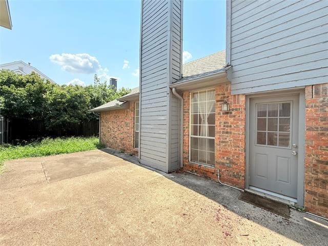 Building Photo - 1328 Maywood Ct