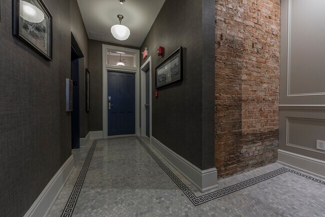 Building Photo - 227 W Fayette St