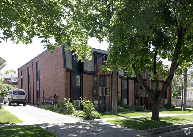 Primary Photo - 127 S Lincoln St