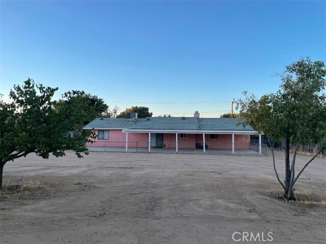 Building Photo - 18375 Westlawn St