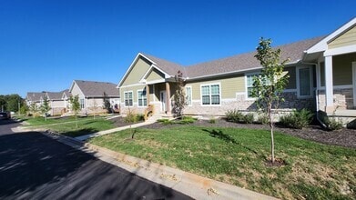 Building Photo - 4 bed 3 bath 2 car garage all maintenance ...