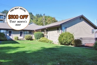 Building Photo - $500 OFF! John's Landing: Mid-Century Stud...