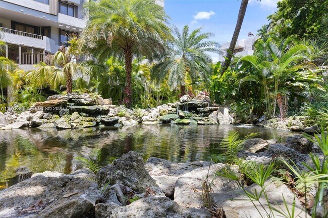 Building Photo - 151 Crandon Blvd