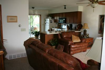 Open kitchen/living room - 979 11th Ave S