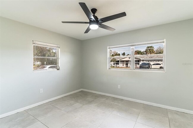 Building Photo - 124 Shelley Dr