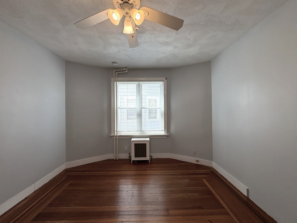 Building Photo - 28 Frederick Ave