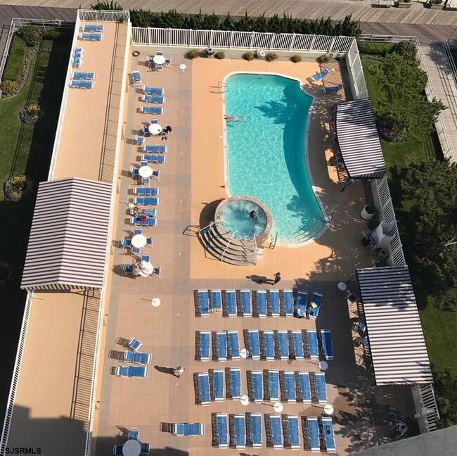 Building Photo - 101 S Plaza Pl