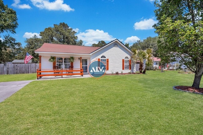Building Photo - Beautiful 3 Bed 2 Bath Home located in his...