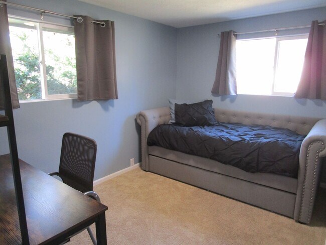 Building Photo - Charming  Furnished 3 bedroom Home in Whitefish