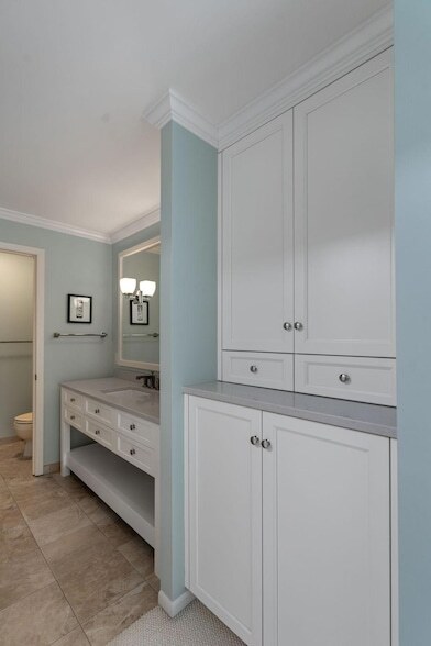 Building Photo - 2885 Knox Ave S