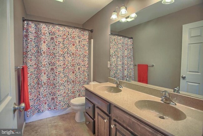 Building Photo - 4755 Laurel Valley Ln