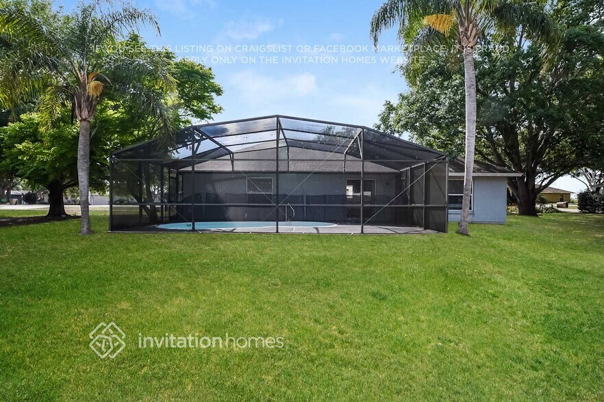 Building Photo - 37118 Sandy Ln
