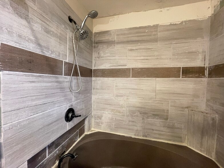 Building Photo - 2130 S 9500 W