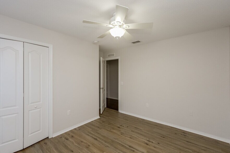 Building Photo - 5025 Yellowtop Loop