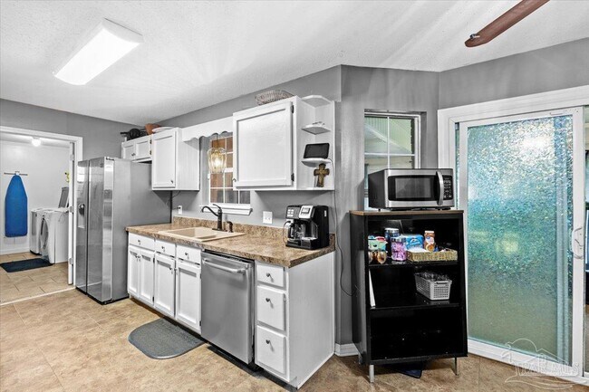 Building Photo - 2625 Tupelo Ave