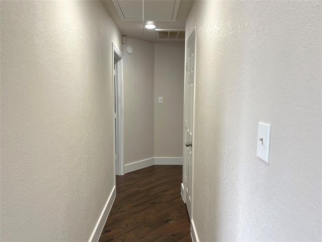 Building Photo - 6706 Bluebell Dr