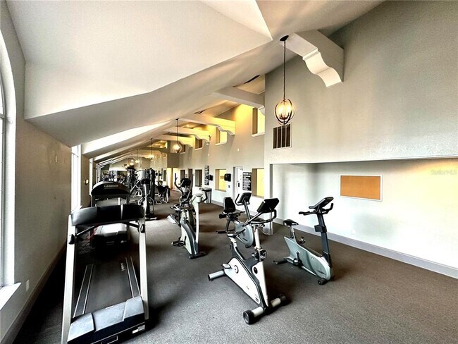 Building Photo - 5140 Conroy Rd