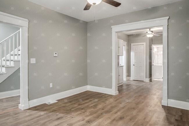 Building Photo - Charming 2 BR 2 BA House in Historic North...