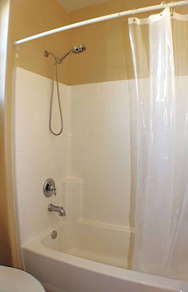 Building Photo - Stunning Temecula Home with Full Solar and...