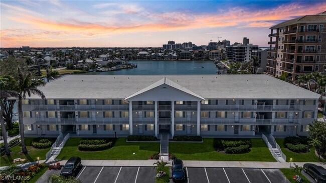 Primary Photo - 10682 Gulf Shore Dr