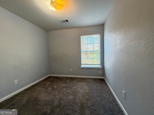 Building Photo - 2807 Snapfinger Manor