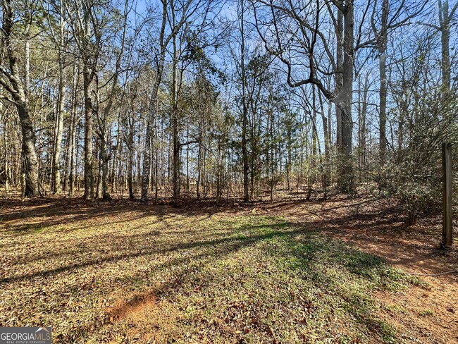 Building Photo - 615 Fieldcrest Dr