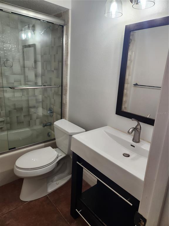 Building Photo - 7316 Della Dr