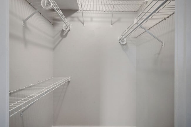 Building Photo - Belle Meade Townhome