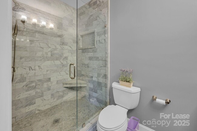 Building Photo - 18710 Ramsey Cove Dr